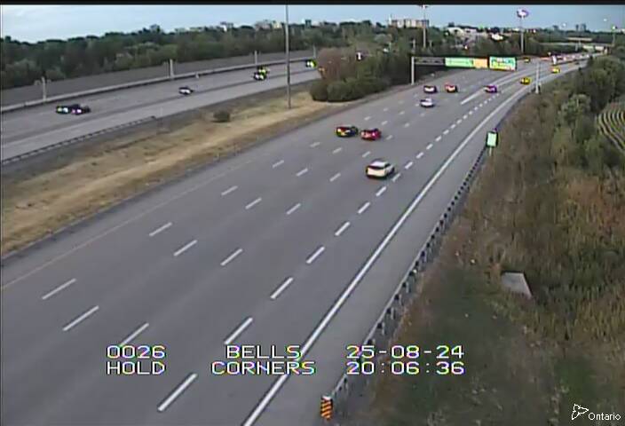 Traffic camera image at 2025-08-25 00:10:57