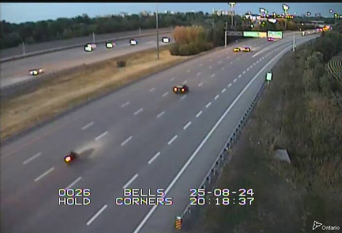 Traffic camera image at 2025-08-25 00:20:49