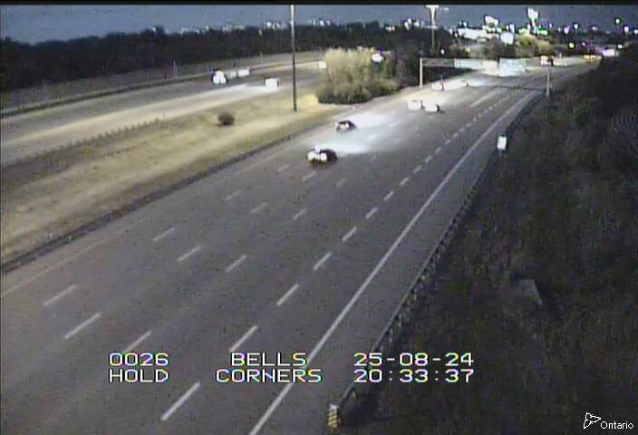 Traffic camera image at 2025-08-25 00:35:55