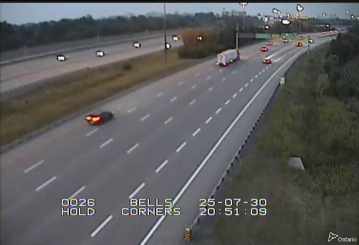 Traffic camera image at 2025-07-31 00:55:57