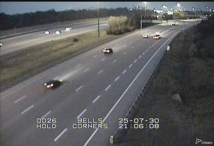 Traffic camera image at 2025-07-31 01:10:59