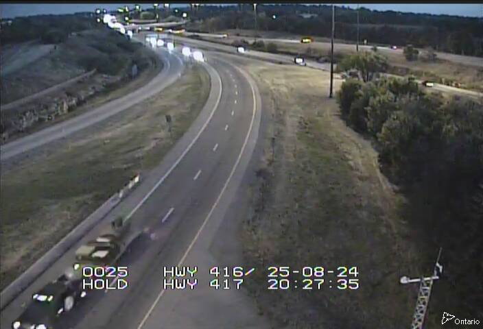 Traffic camera image at 2025-08-25 00:30:59