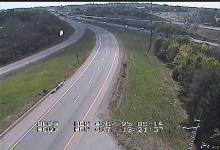 Traffic camera image at 2025-09-14 17:25:56
