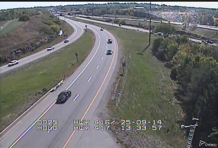 Traffic camera image at 2025-09-14 17:35:59