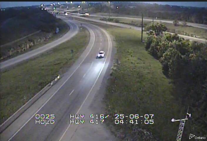Traffic camera image at 2025-06-07 08:46:22