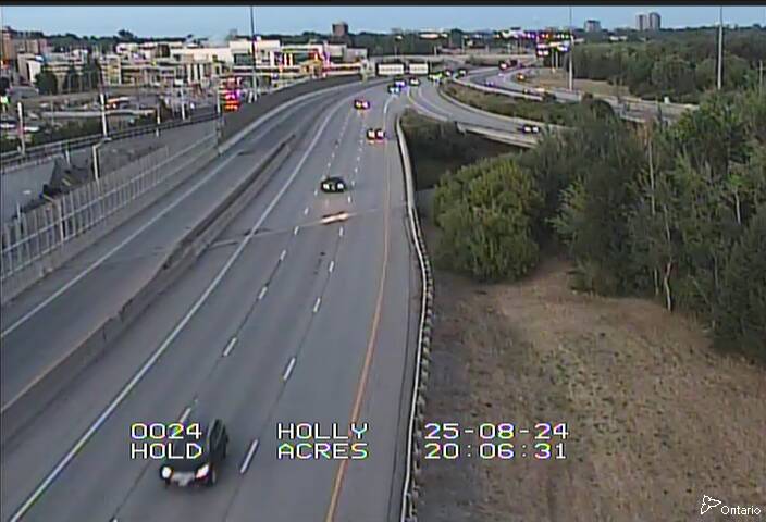 Traffic camera image at 2025-08-25 00:10:57