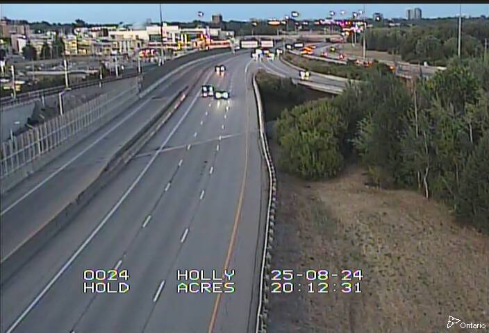 Traffic camera image at 2025-08-25 00:16:00