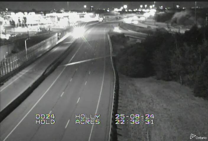 Traffic camera image at 2025-08-25 02:40:53