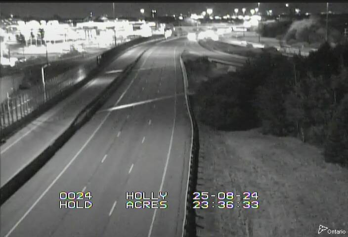 Traffic camera image at 2025-08-25 03:40:54