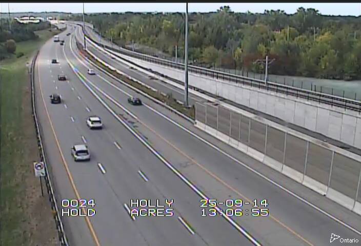 Traffic camera image at 2025-09-14 17:11:06