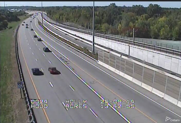 Traffic camera image at 2025-09-14 17:46:04