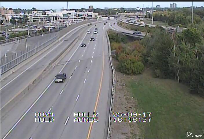 Traffic camera image at 2025-09-17 20:20:54
