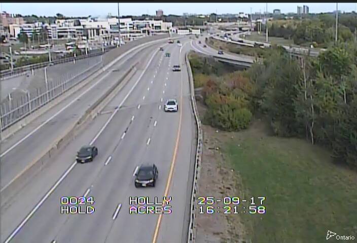 Traffic camera image at 2025-09-17 20:26:05