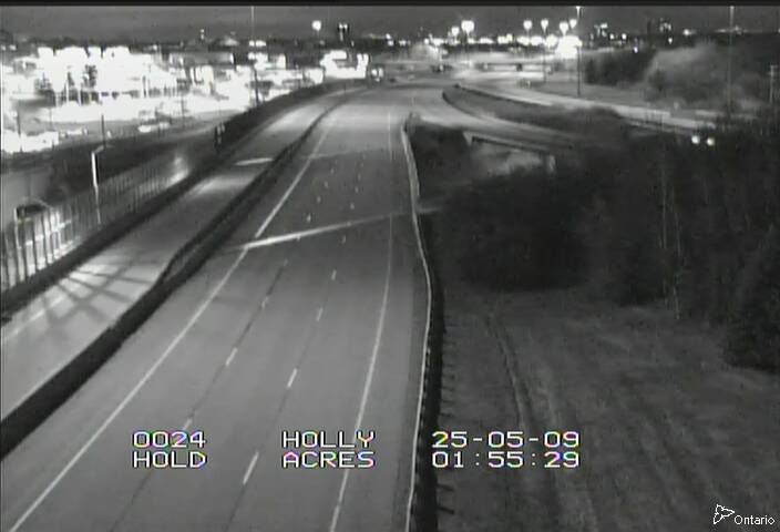 Traffic camera image at 2025-05-09 06:00:43
