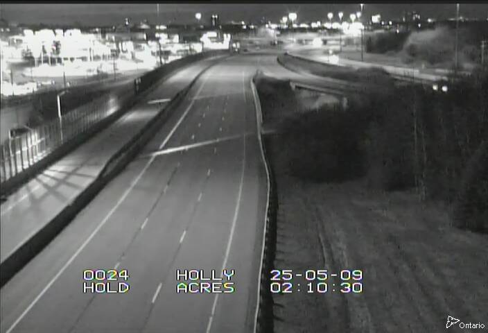Traffic camera image at 2025-05-09 06:15:44