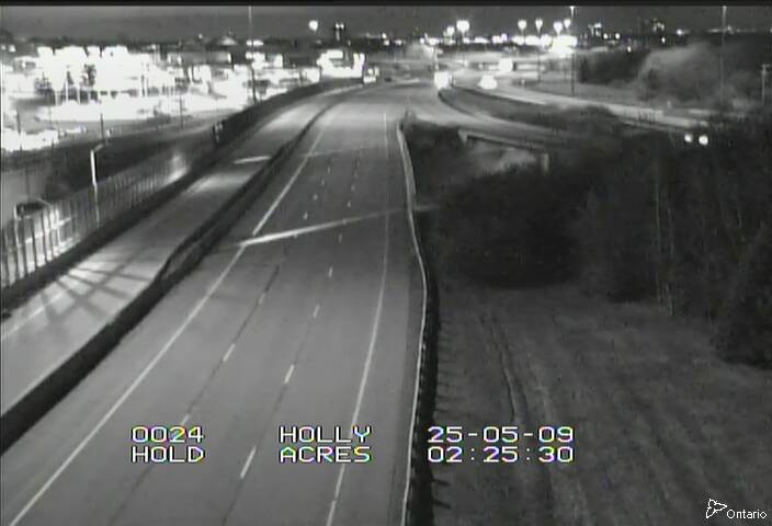 Traffic camera image at 2025-05-09 06:30:44