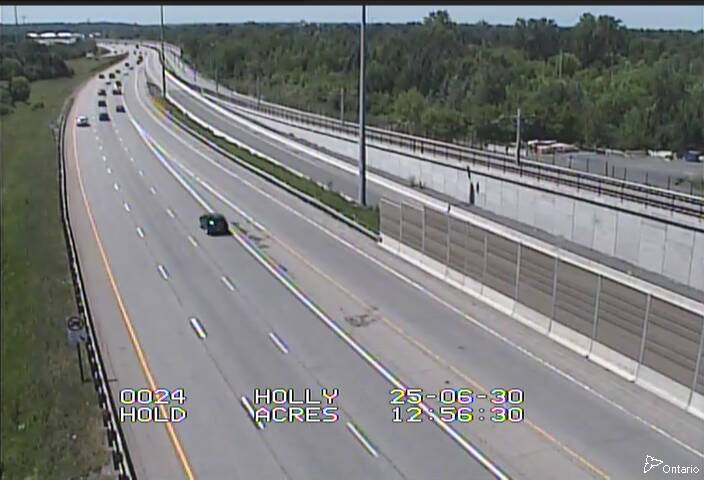 Traffic camera image at 2025-06-30 17:01:06