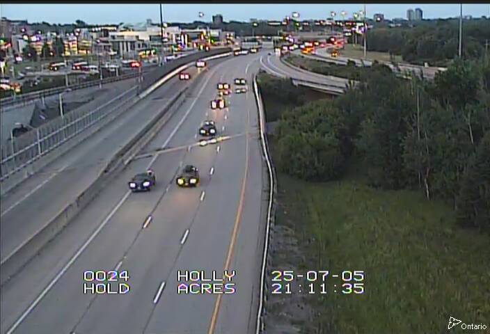 Traffic camera image at 2025-07-06 01:15:56