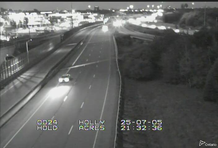 Traffic camera image at 2025-07-06 01:37:37