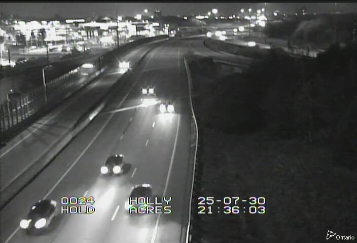 Traffic camera image at 2025-07-31 01:40:55