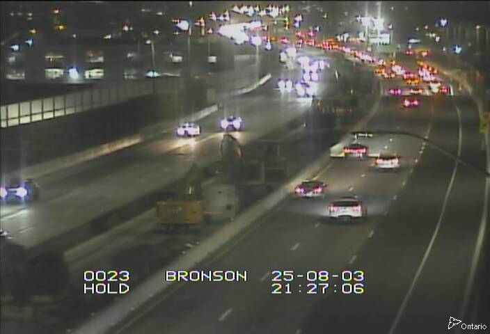 Traffic camera image at 2025-08-04 01:30:48