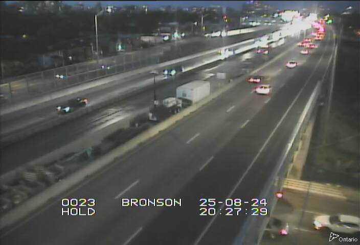 Traffic camera image at 2025-08-25 00:30:59