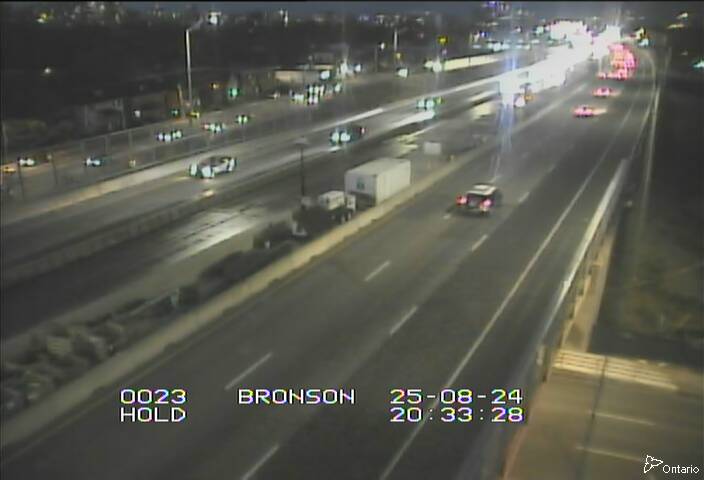 Traffic camera image at 2025-08-25 00:35:55