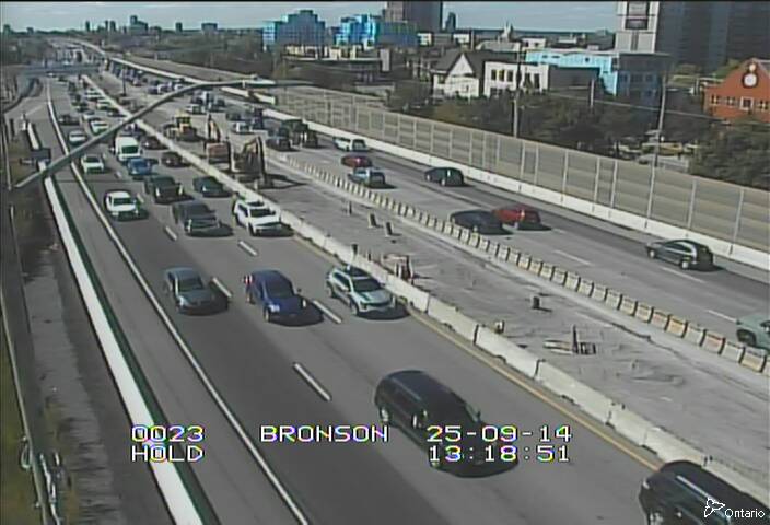Traffic camera image at 2025-09-14 17:21:00
