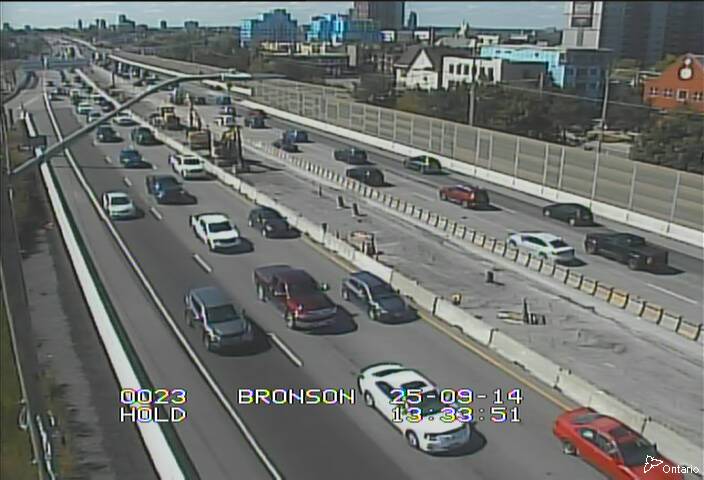 Traffic camera image at 2025-09-14 17:35:59