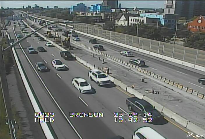 Traffic camera image at 2025-09-14 17:46:04