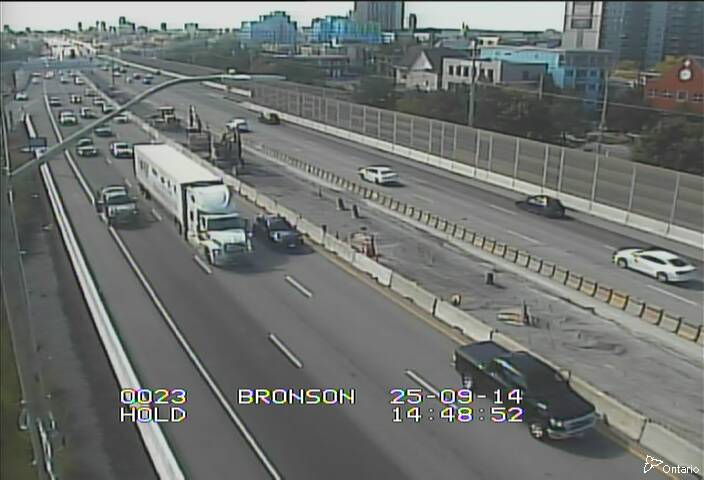 Traffic camera image at 2025-09-14 18:51:03