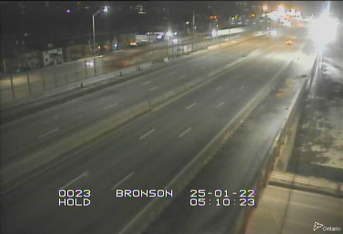 Traffic camera image at 2025-01-22 10:16:22