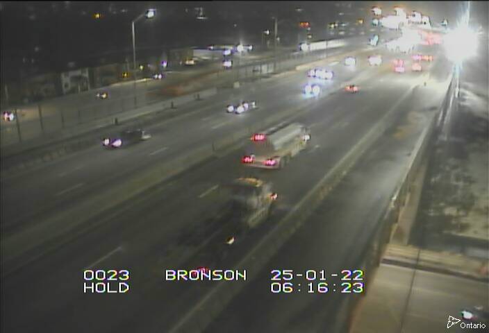 Traffic camera image at 2025-01-22 11:21:18