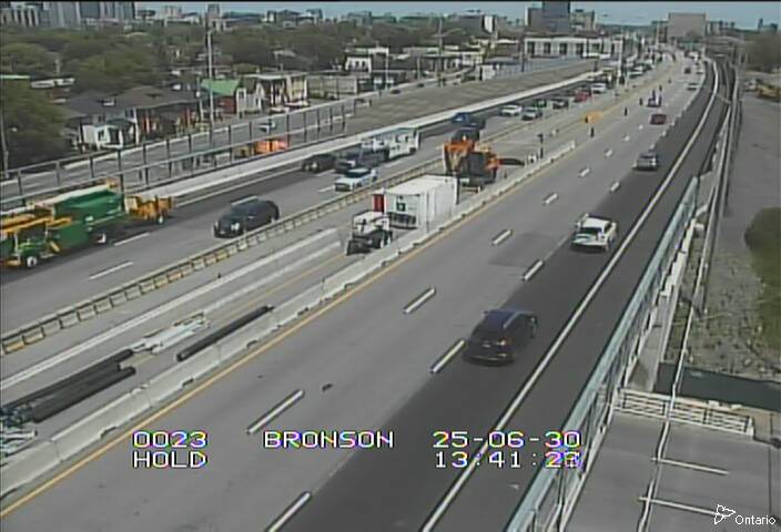 Traffic camera image at 2025-06-30 17:46:02