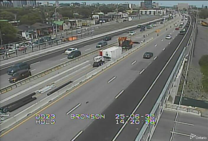 Traffic camera image at 2025-06-30 18:25:59