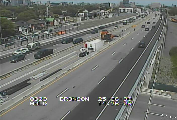 Traffic camera image at 2025-06-30 18:31:04