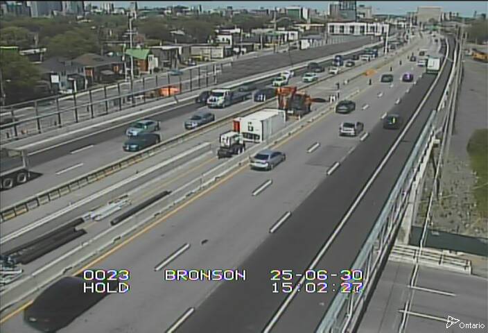 Traffic camera image at 2025-06-30 19:06:07