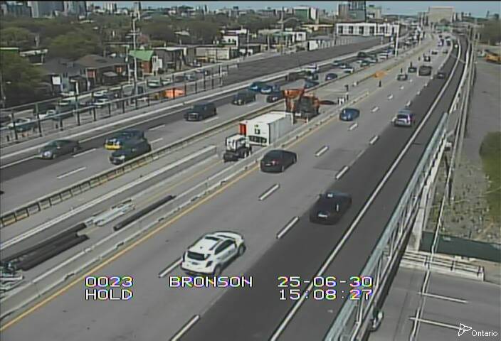 Traffic camera image at 2025-06-30 19:11:20