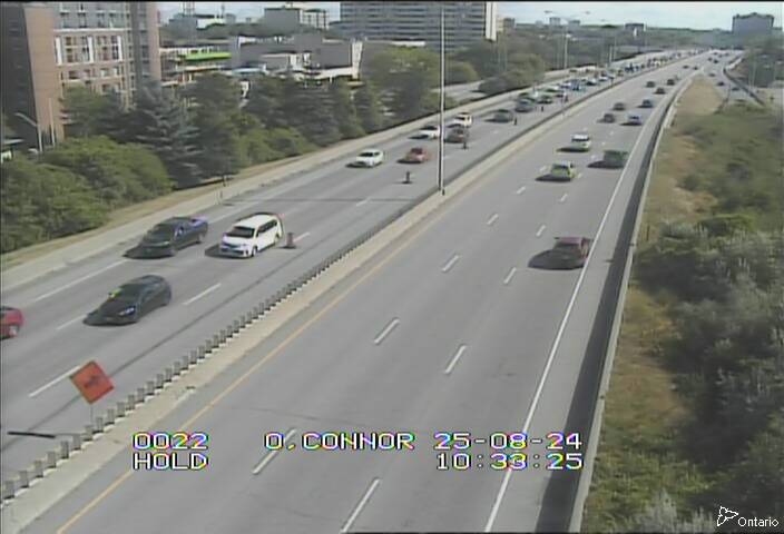 Traffic camera image at 2025-08-24 14:36:00