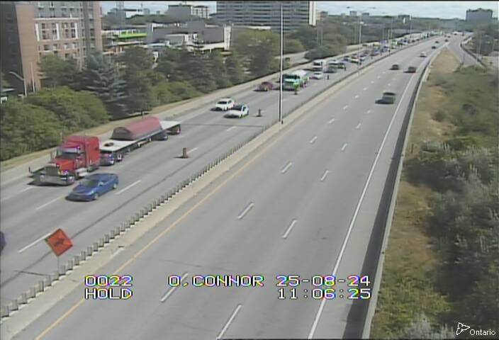 Traffic camera image at 2025-08-24 15:10:54