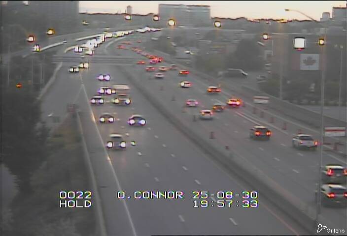 Traffic camera image at 2025-08-31 00:01:22