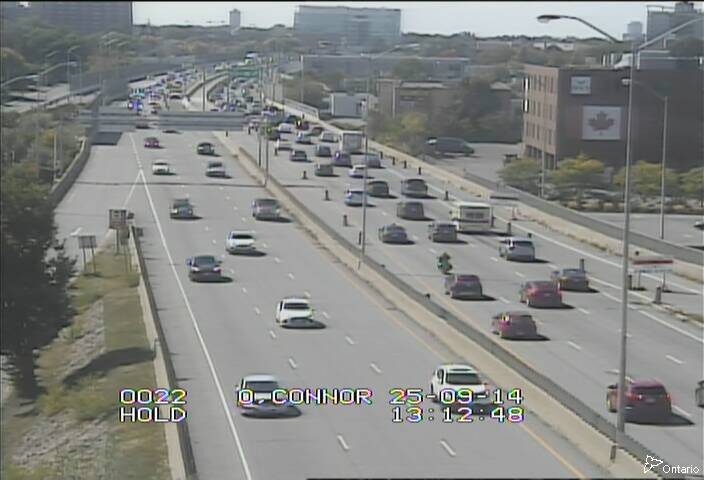 Traffic camera image at 2025-09-14 17:16:03