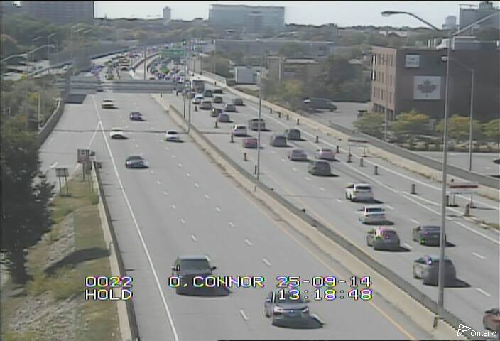 Traffic camera image at 2025-09-14 17:21:01