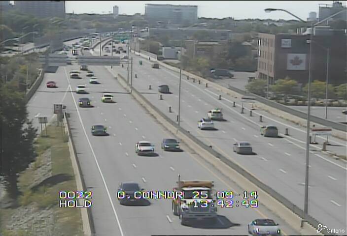 Traffic camera image at 2025-09-14 17:46:04