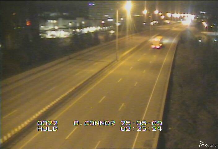 Traffic camera image at 2025-05-09 06:30:44