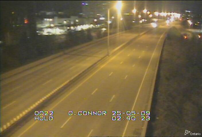 Traffic camera image at 2025-05-09 06:45:42