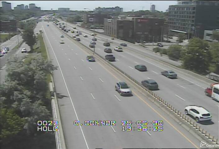 Traffic camera image at 2025-06-30 17:41:00