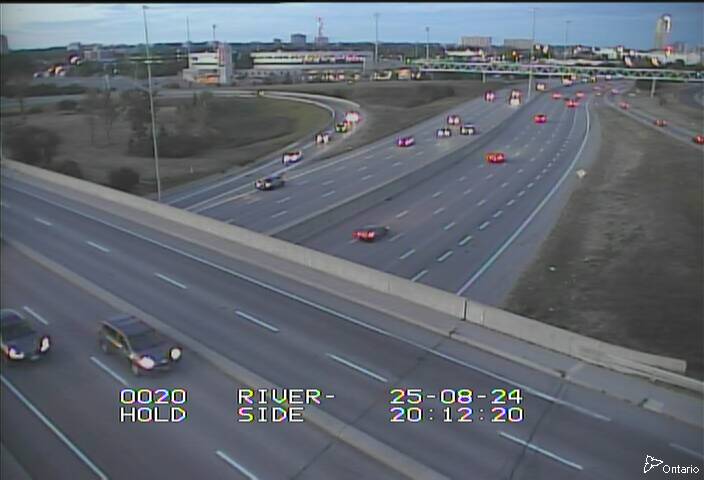Traffic camera image at 2025-08-25 00:16:00