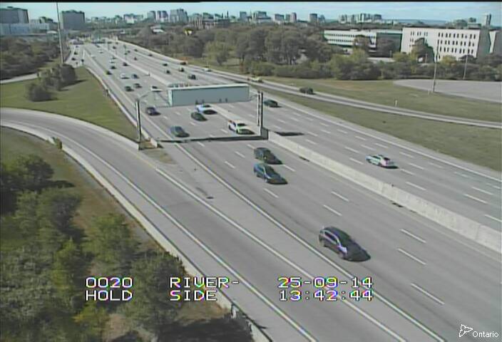 Traffic camera image at 2025-09-14 17:46:04