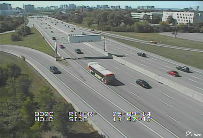 Traffic camera image at 2025-09-14 18:46:04